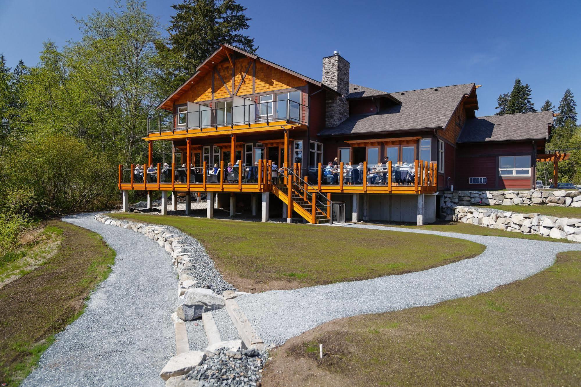 Sproat Lake Landing Resort Great Central Eksteriør bilde