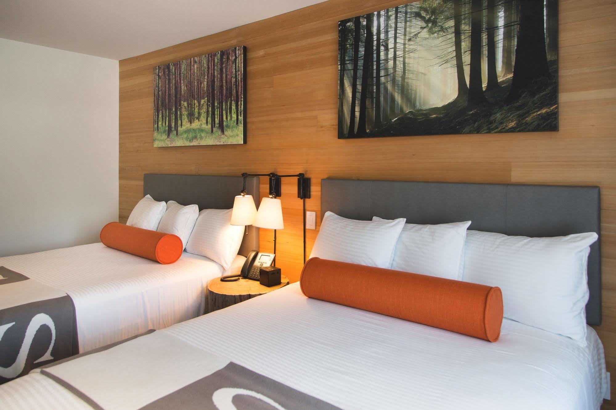 Sproat Lake Landing Resort Great Central Eksteriør bilde