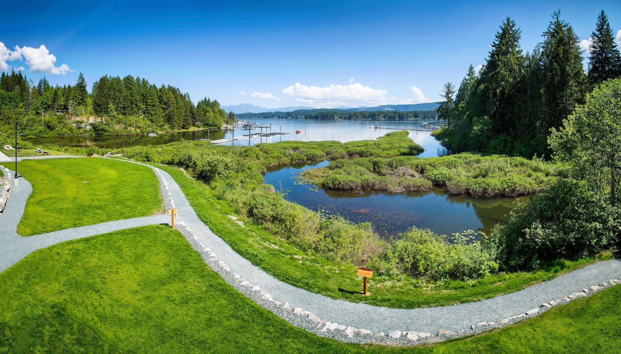 Sproat Lake Landing Resort Great Central Eksteriør bilde